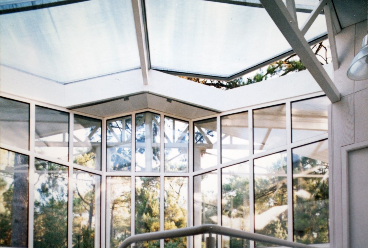 verrière entrebaillée