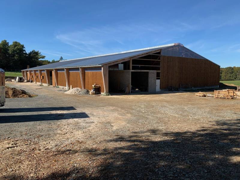 Projet d'un bâtiment à toiture photovoltaïque au Centre Equestre de Beautiran
